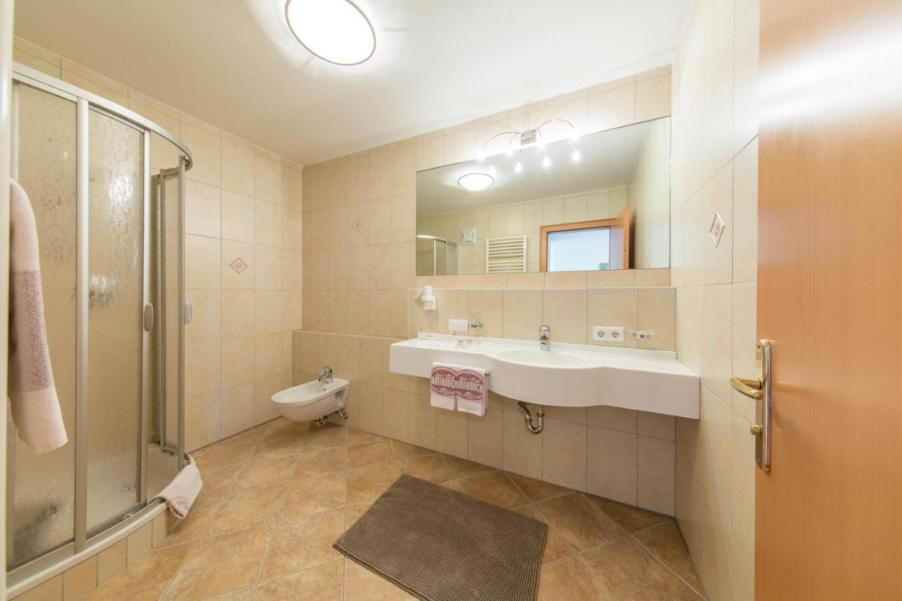 Residence Rossboden Mit Hallenbad Verano Bilik gambar