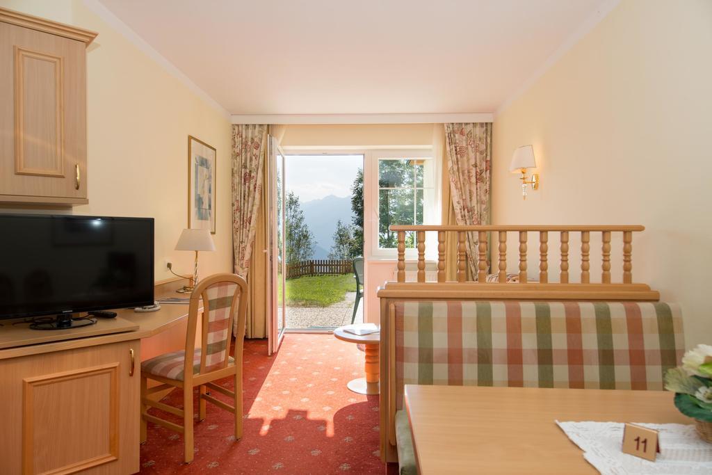 Residence Rossboden Mit Hallenbad Verano Luaran gambar