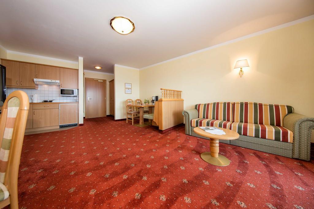 Residence Rossboden Mit Hallenbad Verano Luaran gambar